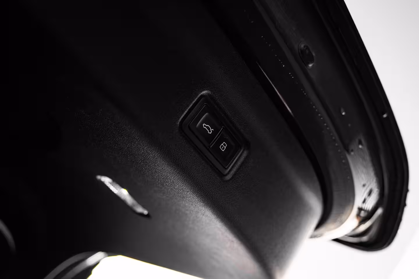 Audi Q6 Sportback e-tron S edition performance 100 kWh 306PK | Panorama dak | Trekhaak | Elek. Stoel + geheugen | 3