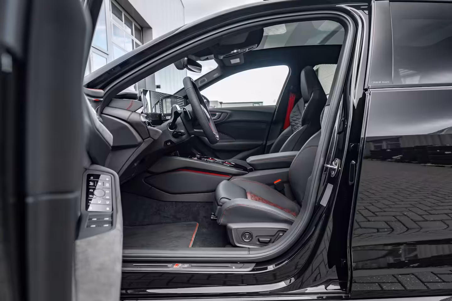 Audi RS5 Avant e-hybrid 470 kW / 639 PK Ceramische remmen | Carbon In&Exterieur | Panorama Dak | St