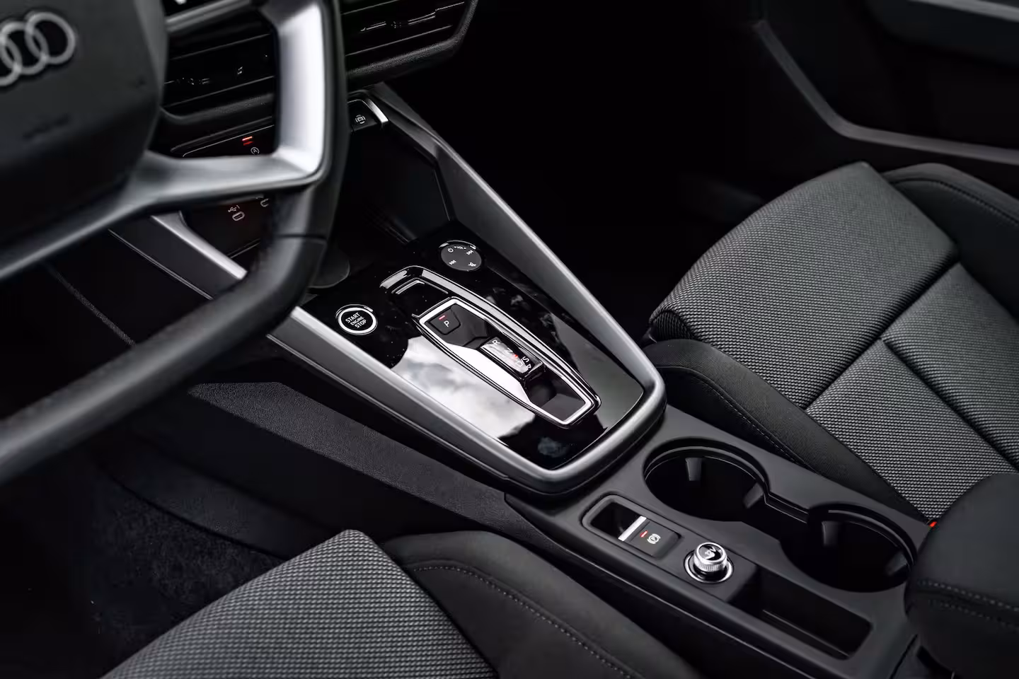 Audi A3 Limousine Advanced edition | Aluminium optiek in het interieur | virtual cockpit | Cruise control