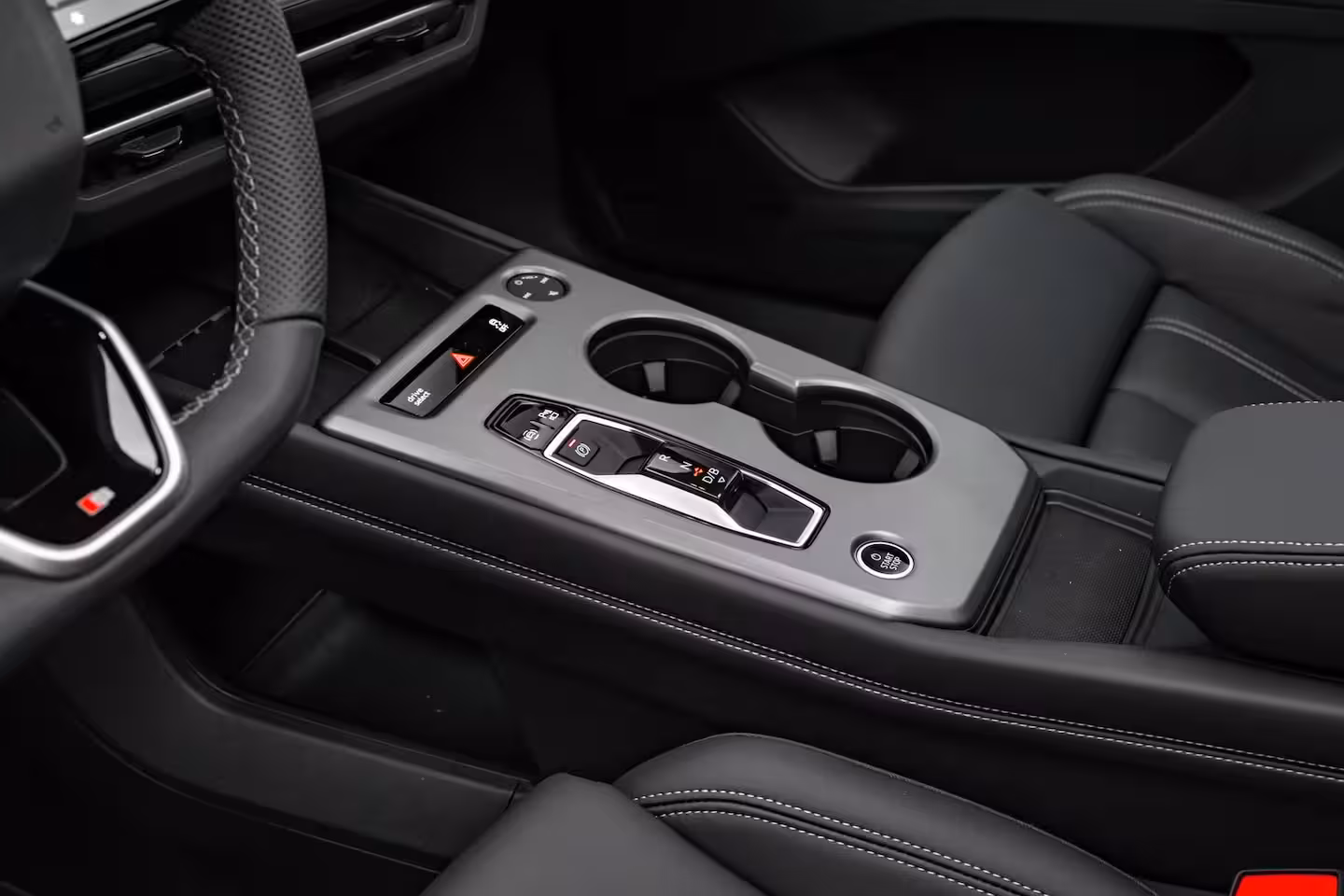 Audi Q4 Sportback e-tron S Edition | Achterklep, automatisch bedienbaar | Achteruitrijcamera | Adaptive cruise cont