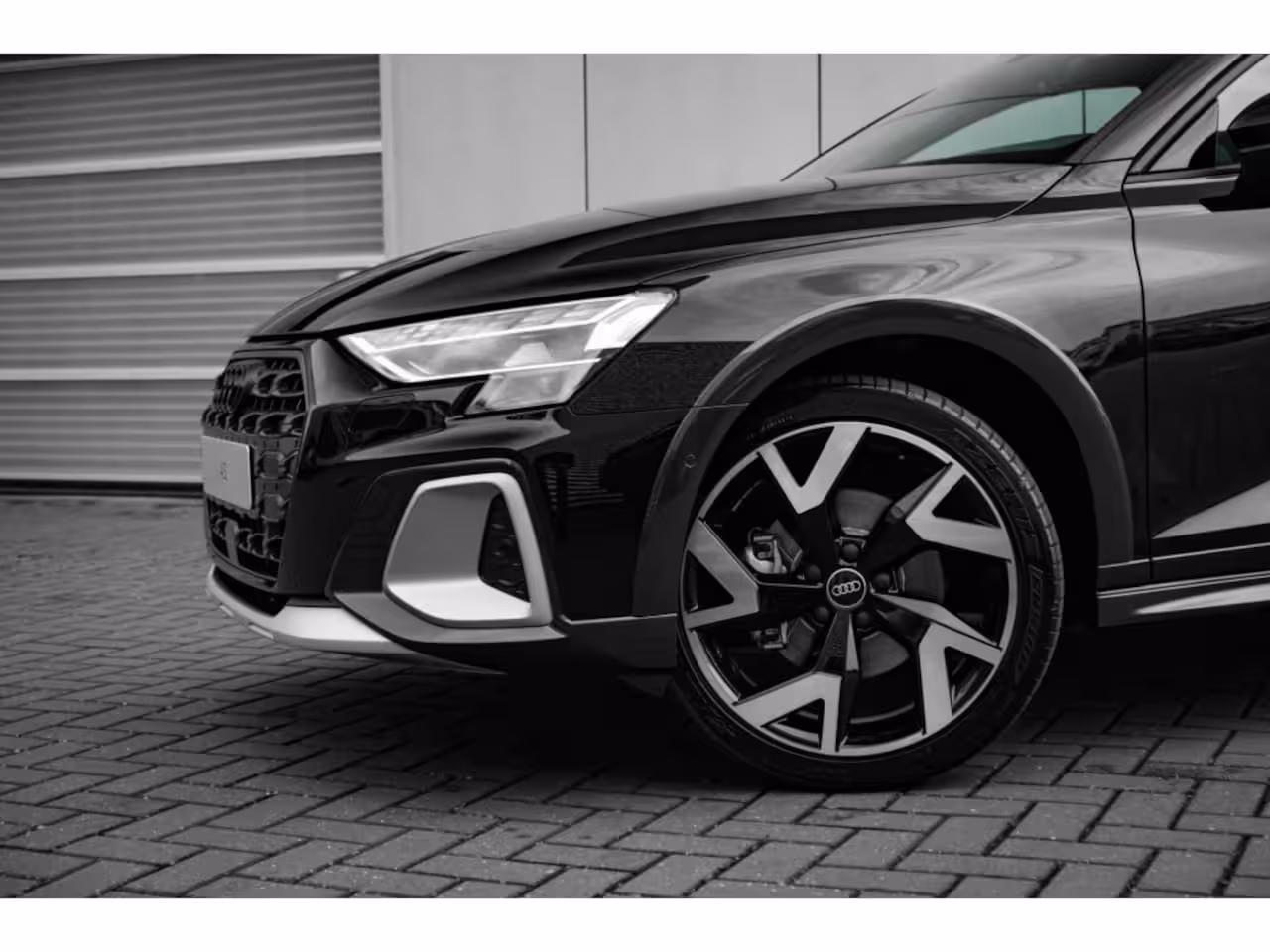 Audi A3 allstreet 35 TFSI Advanced edition 150 pk S tronic | Advanced exterieur | Aluminium optiek in het in