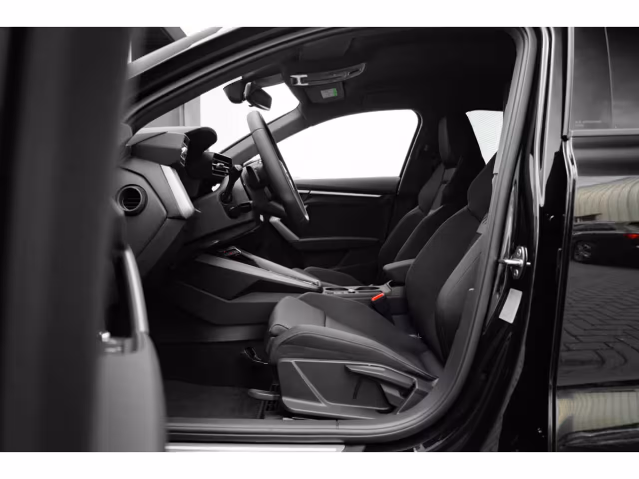 Audi A3 allstreet 35 TFSI Advanced edition 150 pk S tronic | Advanced exterieur | Aluminium optiek in het in