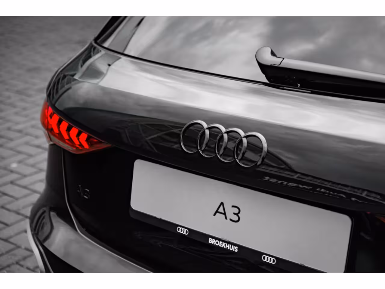 Audi A3 allstreet 35 TFSI Advanced edition 150 pk S tronic | Advanced exterieur | Aluminium optiek in het in