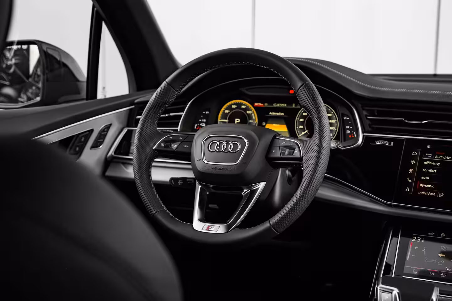 Audi Q7 Pro Line S 55 TFSI e quattro 394 pk | Achterbank plus | Achterlichten in LED-techniek | Ad