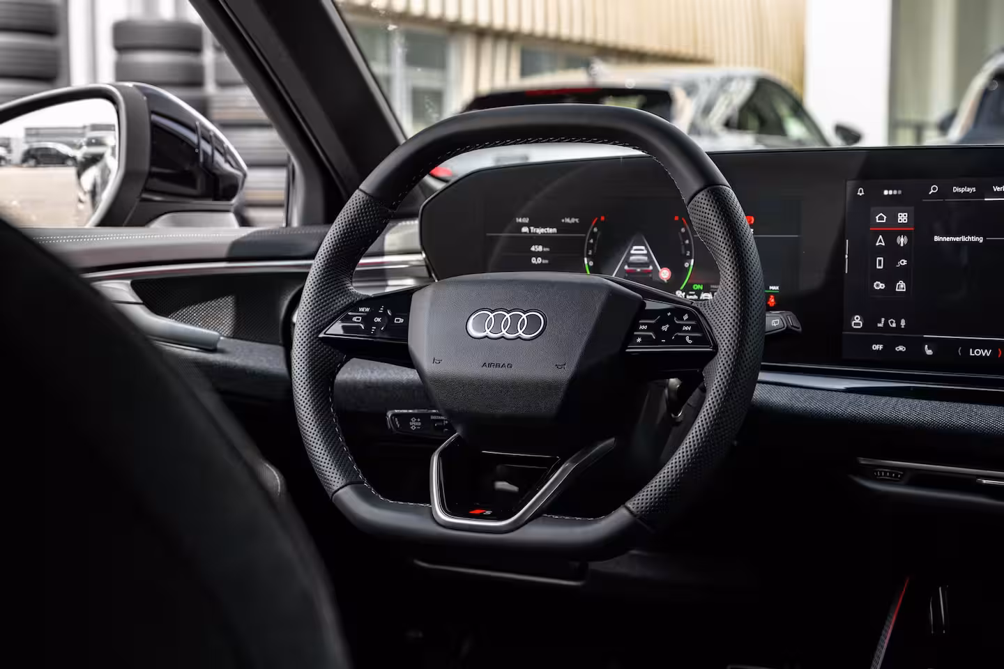 Audi A6 Avant 2.0 e-hybrid quattro S edition 299PK | Trekhaak | 4-wiel besturing | 360 Camera | Sfeer ve