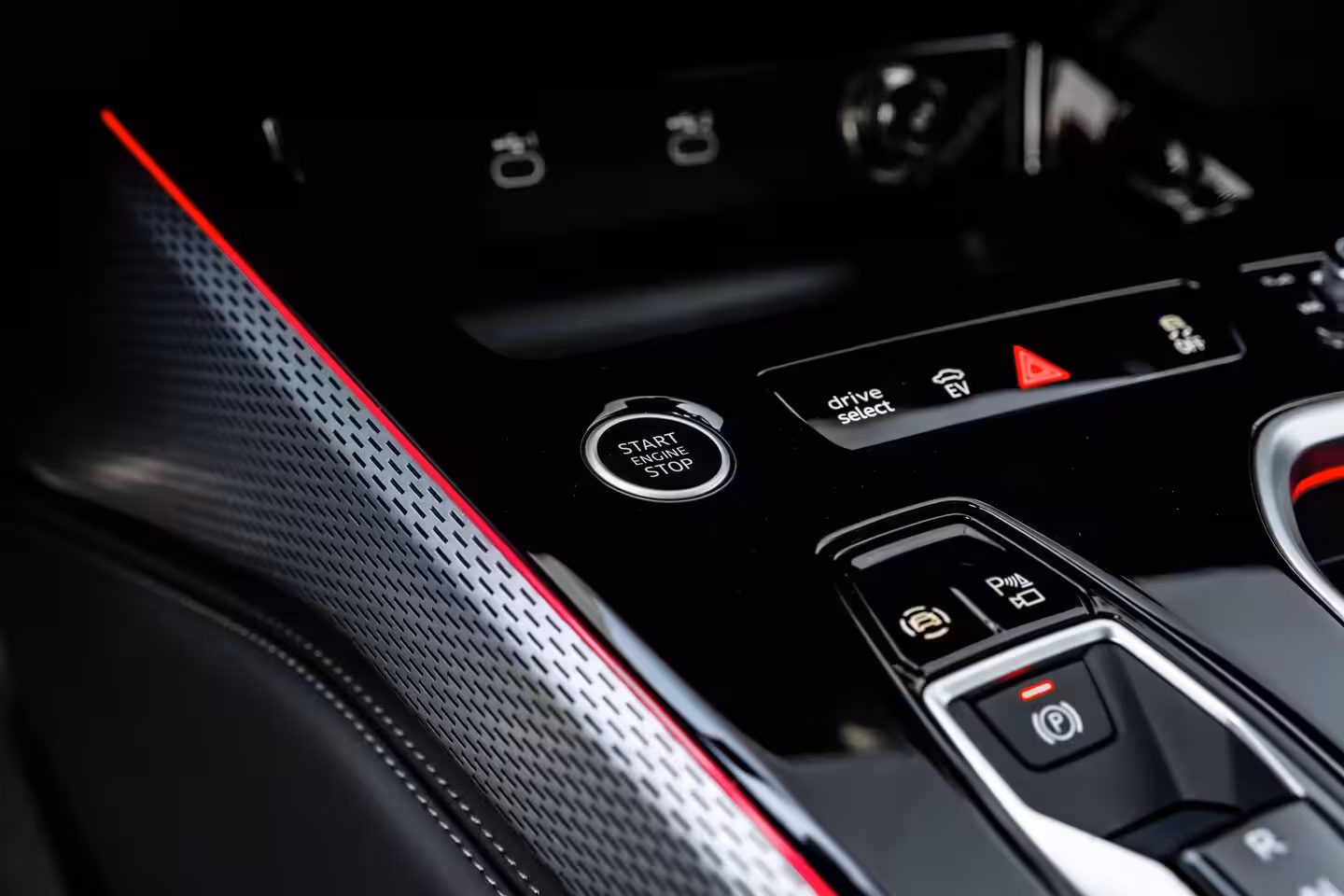 Audi A6 Avant 2.0 e-hybrid quattro S edition 299PK | Trekhaak | 4-wiel besturing | 360 Camera | Sfeer ve