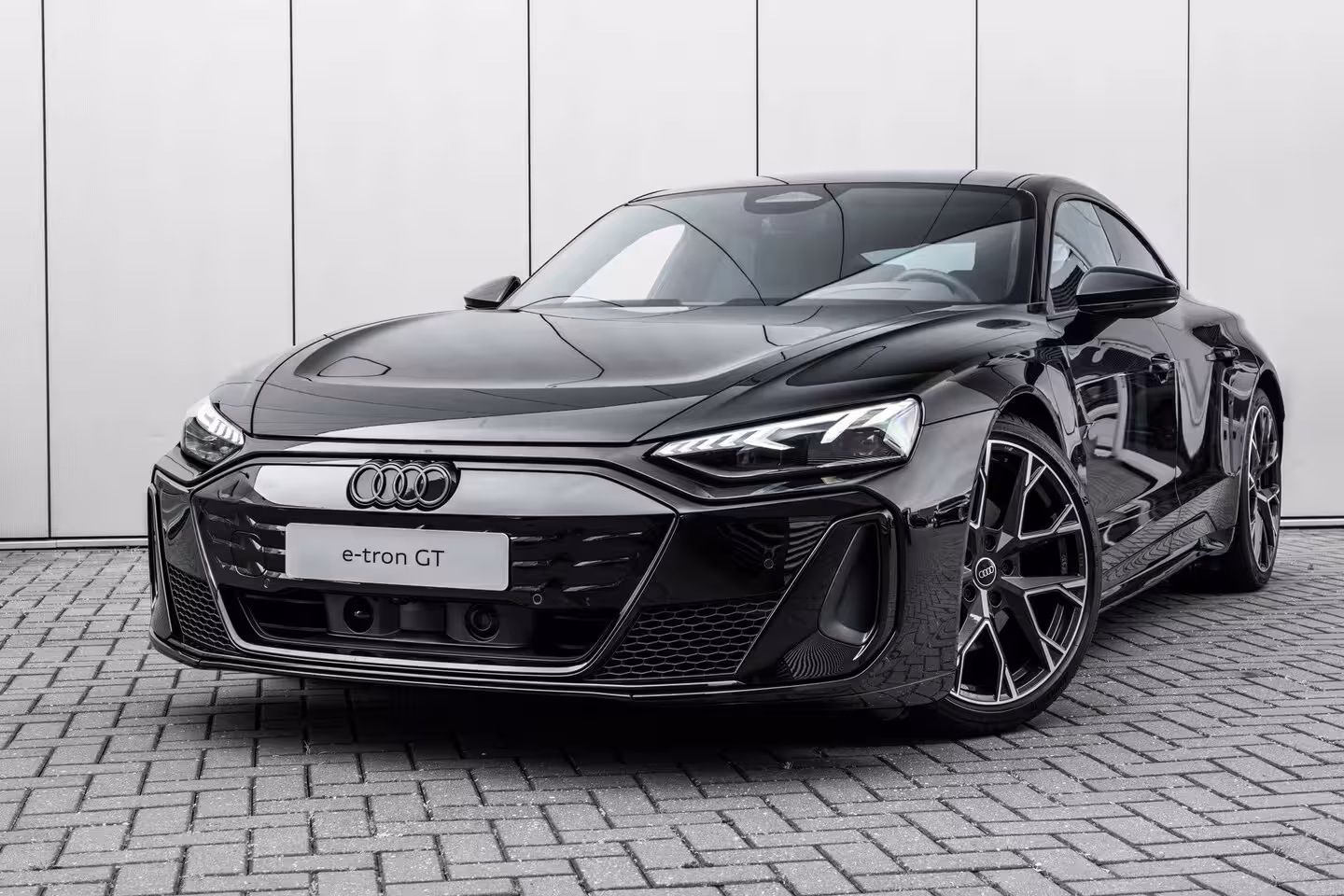 Audi e-tron GT quattro 97 kWh 370 kW / 503 pk | Achterklep, automatisch bedienbaar | sound system | virtu