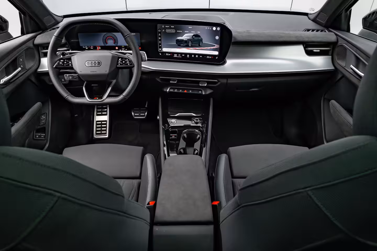 Audi Q3 S edition | Adaptive cruise control | sound system | Cruise control