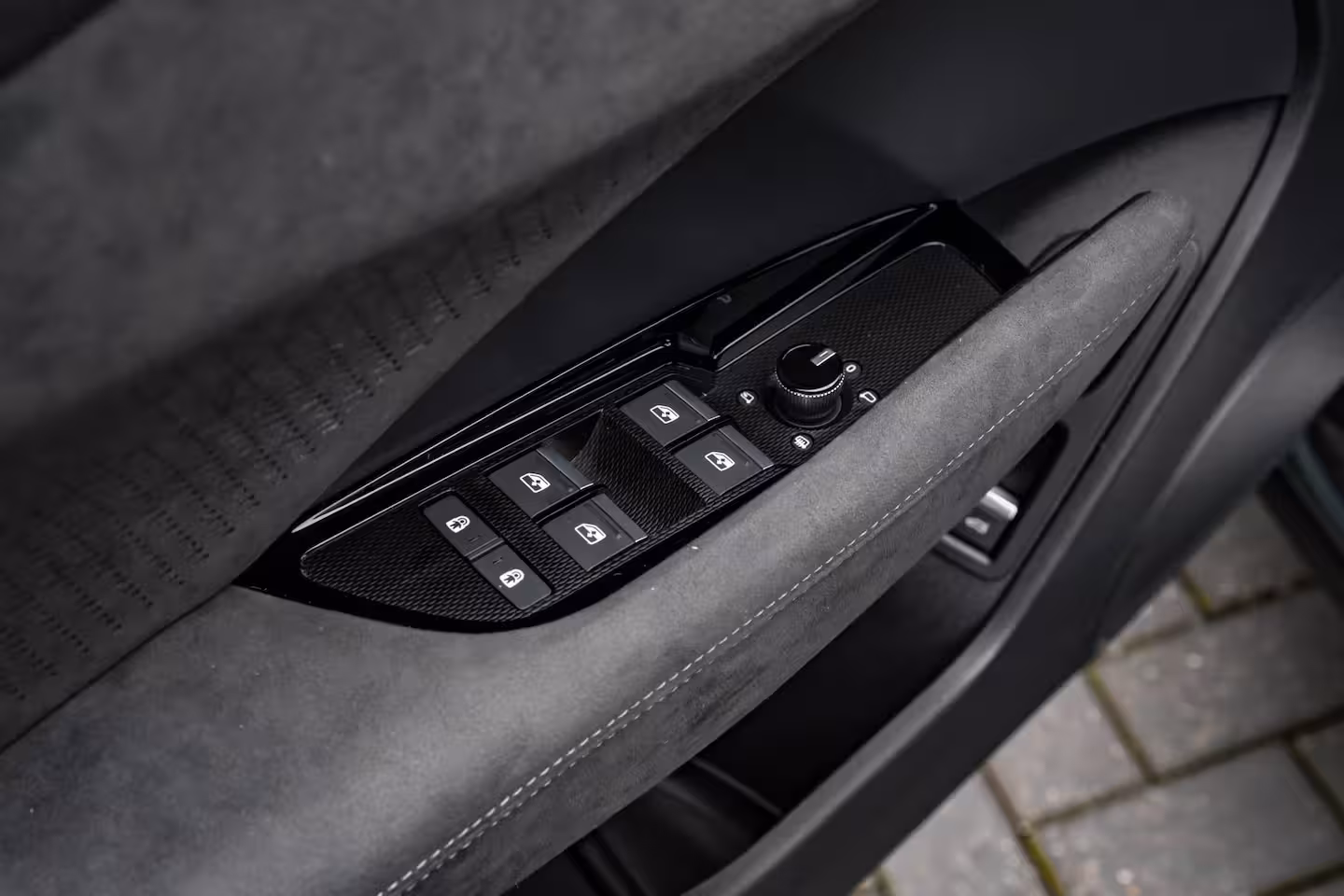 Audi Q3 S edition | Adaptive cruise control | sound system | Cruise control