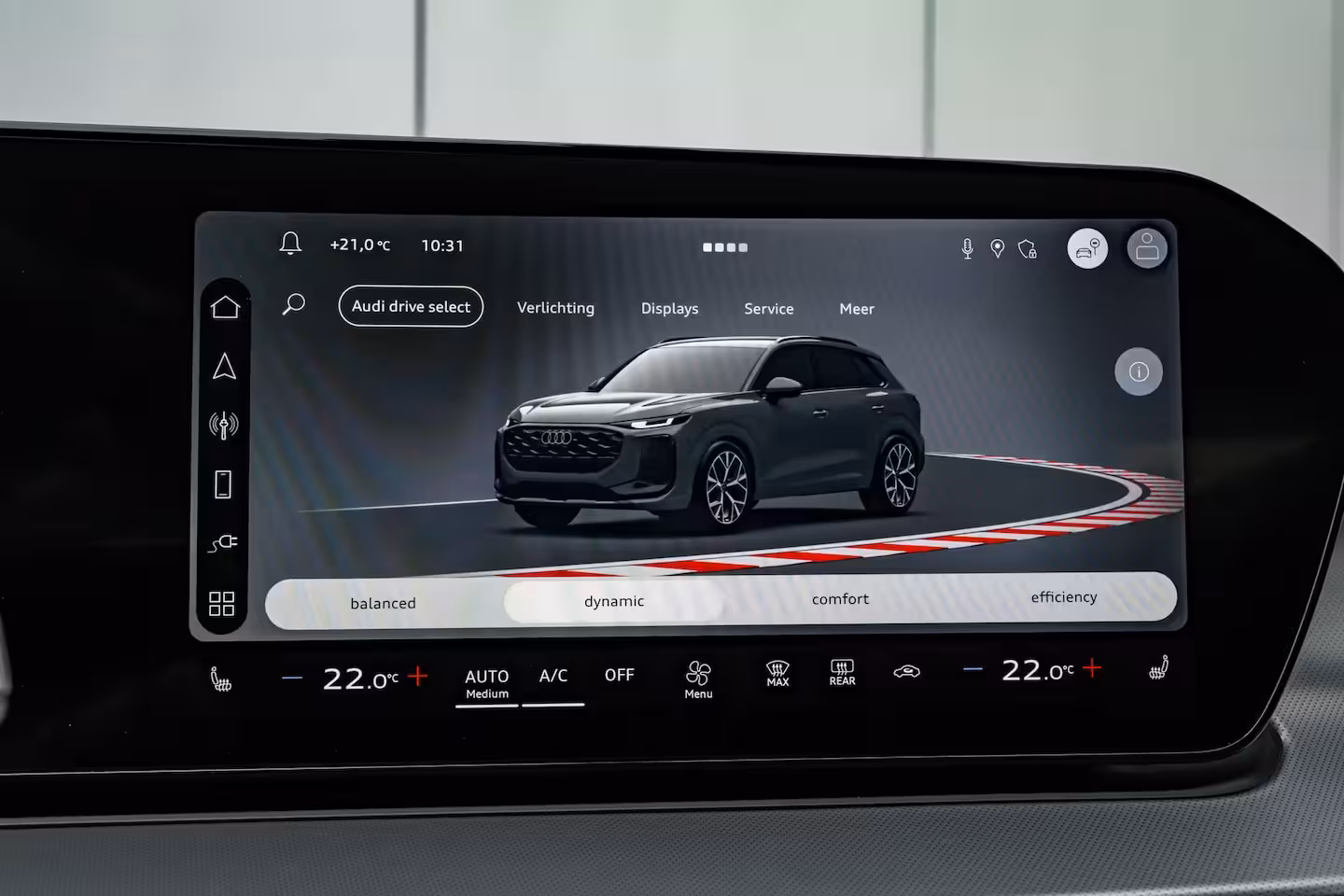 Audi Q3 S edition | Adaptive cruise control | sound system | Cruise control
