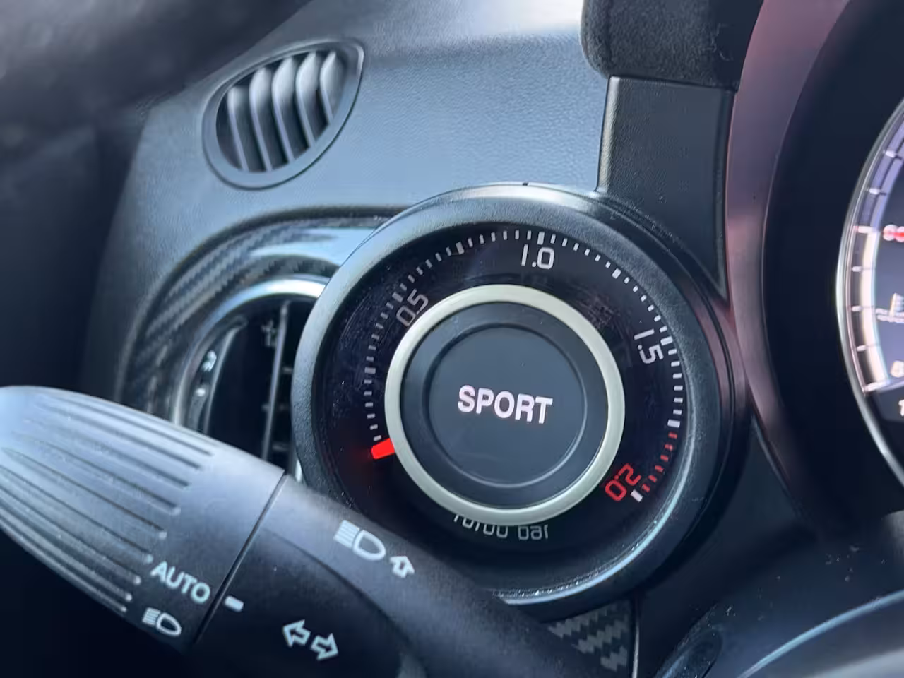 Abarth 595 1.4 T-Jet Competizione | Carbon Kuipstoelen | Akrapovic | Nieuwstaat |