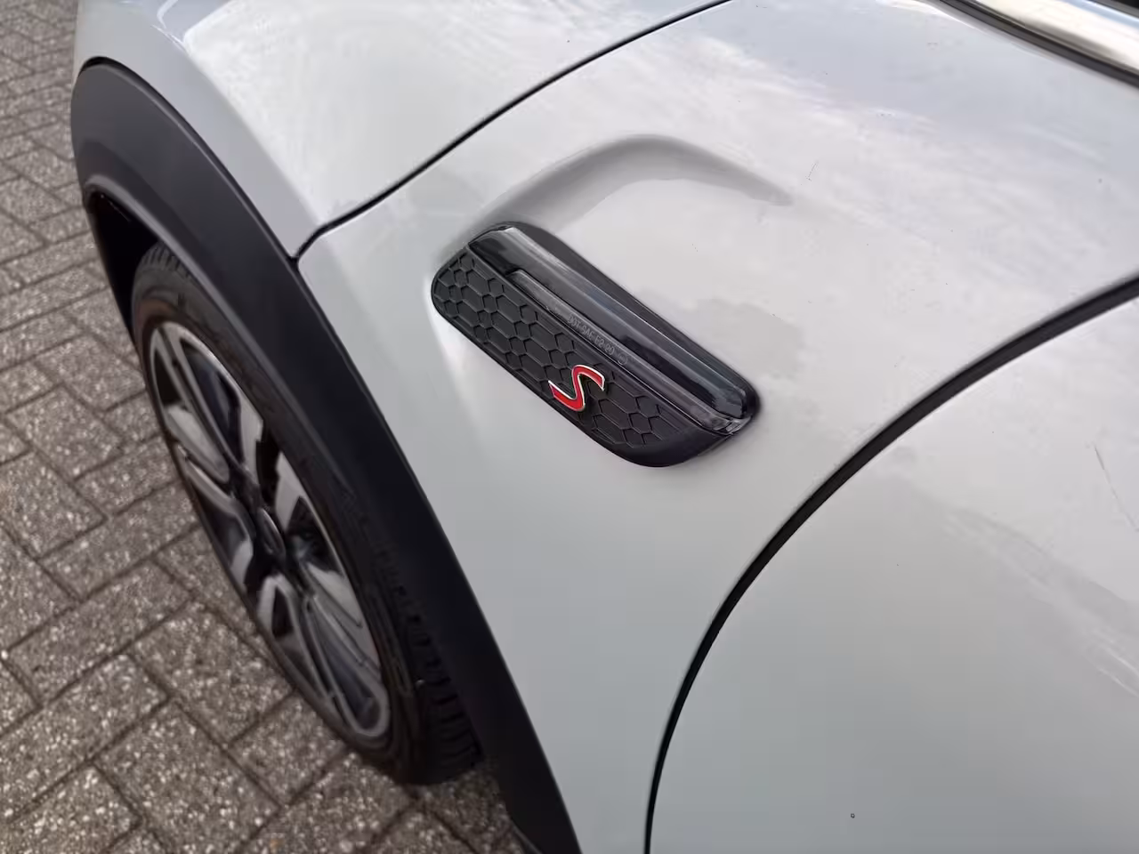 Mini Cooper S 2.0 Classic | Org. NL | Leder | Apple Carplay | Camera | Stoelverwarming |