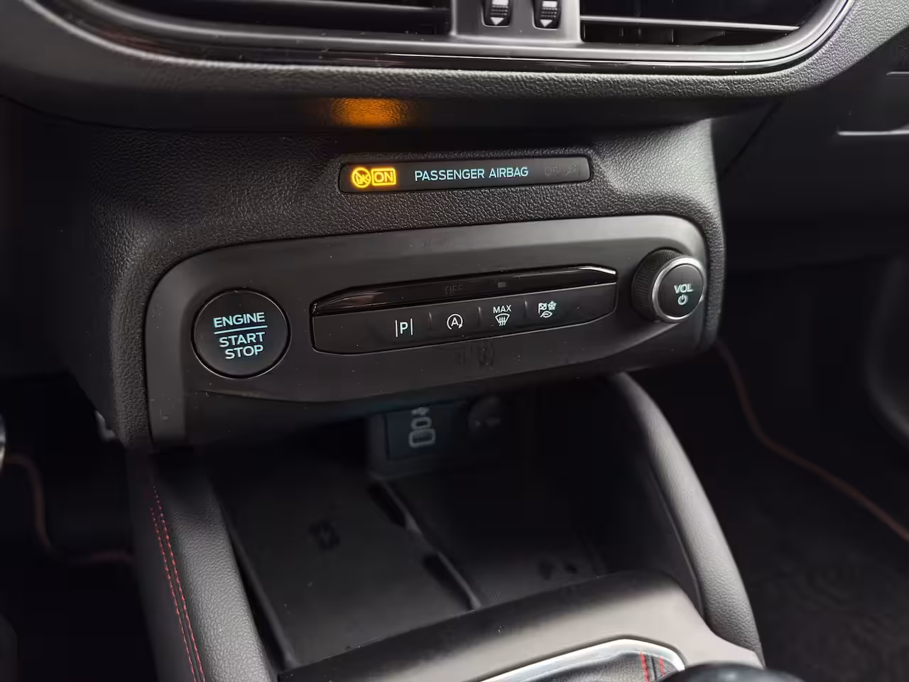 Ford Focus Wagon 1.0 Hybrid ST Line X | Pano | Winter Pack | Adap. Cruise | Navigatie | Carplay