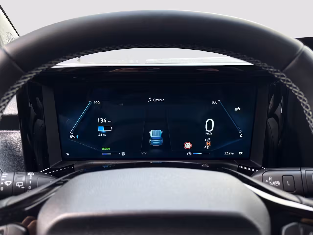 Ford Tourneo Courier Titanium | Adap. Cruise Control | BLIS | Winterpack | Camera | Keyless | CarPlay |