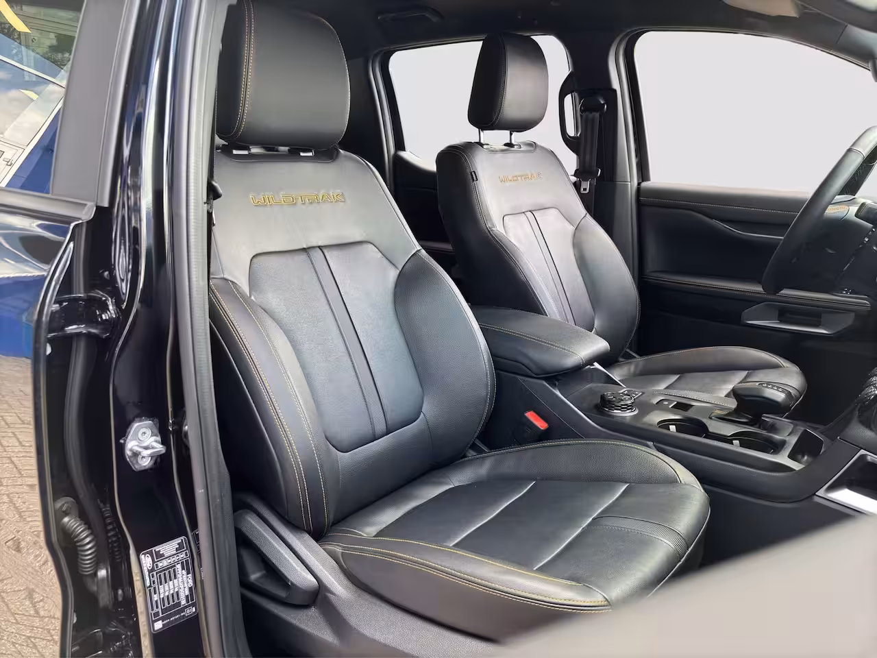 Ford Ranger 2.3 PHEV Wildtrak Plug-in Dubbel Cabine | Rollertop | 5 persoons | 3500 kg trekgewicht | A