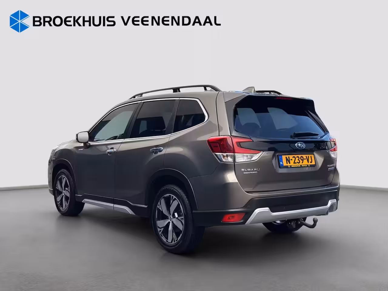 Subaru Forester 2.0i e-BOXER First Edition | Trekhaak | Panoramdak | Leder | Camera | Adap. Cruise | Apple