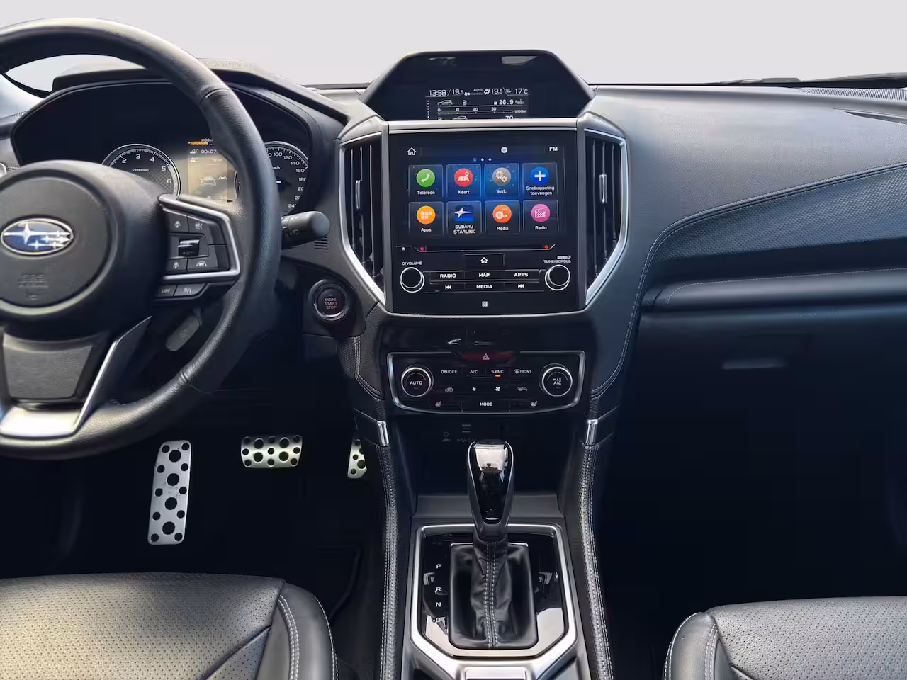 Subaru Forester 2.0i e-BOXER First Edition | Trekhaak | Panoramdak | Leder | Camera | Adap. Cruise | Apple