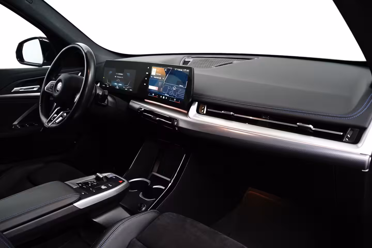 BMW iX1 xDrive30 67 kWh M Sport | Camera | Cruise Control | BTW-Auto | Apple Carplay | Navigatie