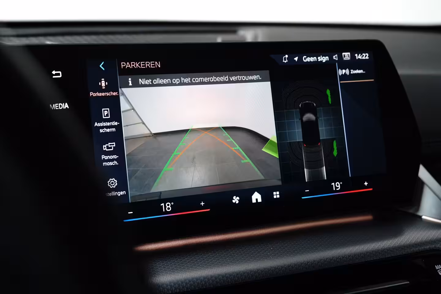 BMW iX1 xDrive30 67 kWh M Sport | Camera | Cruise Control | BTW-Auto | Apple Carplay | Navigatie