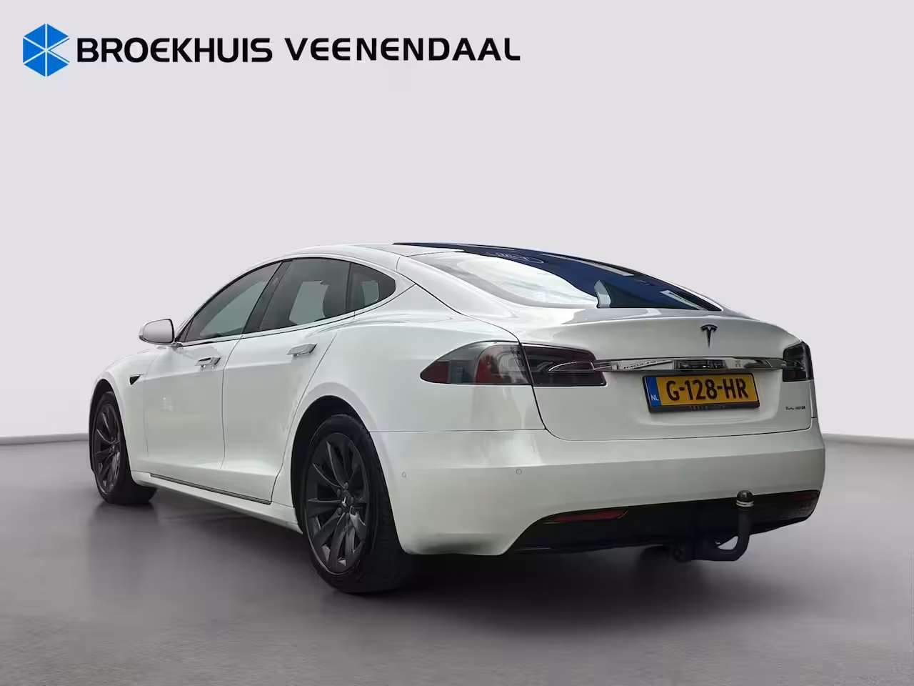 Tesla Model S Long Range | Adap. Cruise Control | Pano | Trekhaak | 360 camera | Stoelverwarming | Stuur