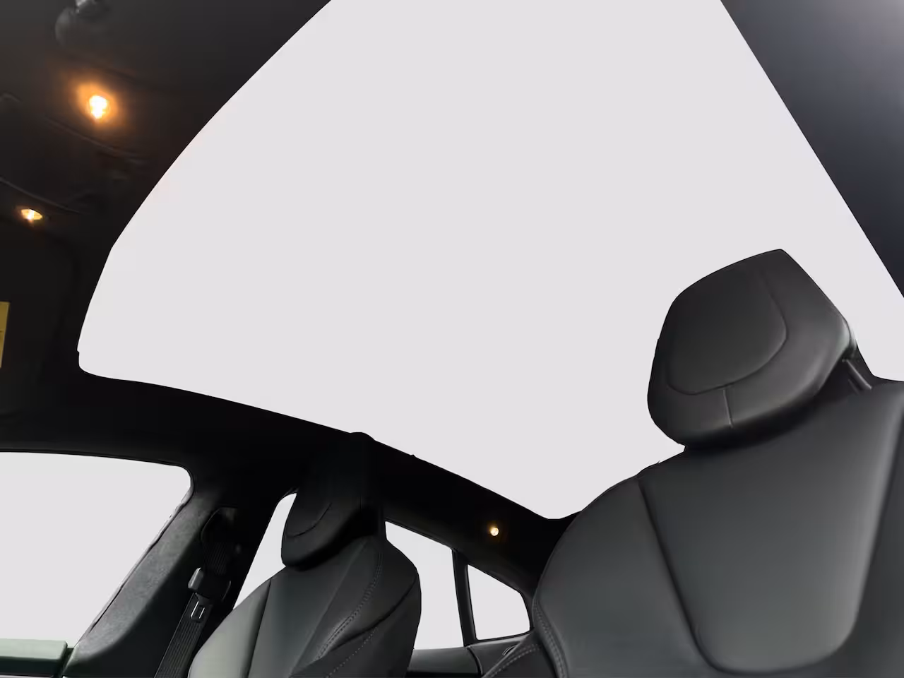 Tesla Model S Long Range | Adap. Cruise Control | Pano | Trekhaak | 360 camera | Stoelverwarming | Stuur