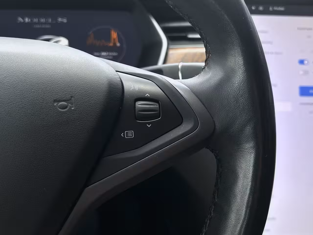 Tesla Model S Long Range | Adap. Cruise Control | Pano | Trekhaak | 360 camera | Stoelverwarming | Stuur