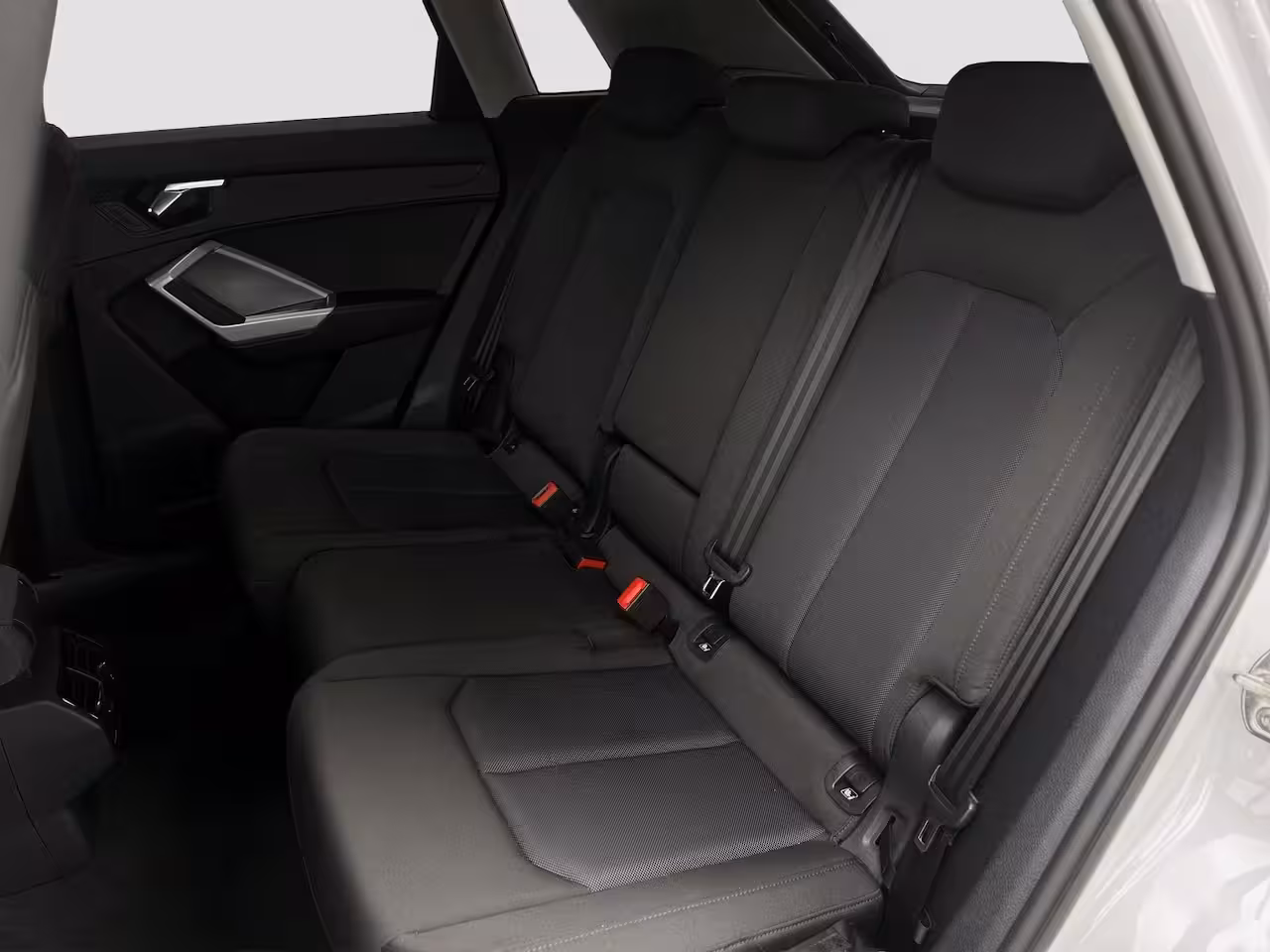 Audi Q3 35 TFSI Pro Line | LED | Cruise Adaptive | Clima | BLIS | Stoelverwarming | Navi By App |