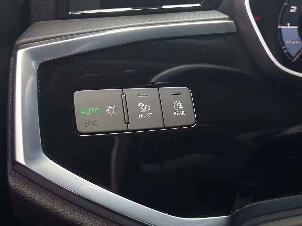 Audi Q3 35 TFSI Pro Line | LED | Cruise Adaptive | Clima | BLIS | Stoelverwarming | Navi By App |