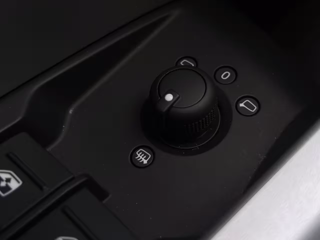 Audi Q3 35 TFSI Pro Line | LED | Cruise Adaptive | Clima | BLIS | Stoelverwarming | Navi By App |