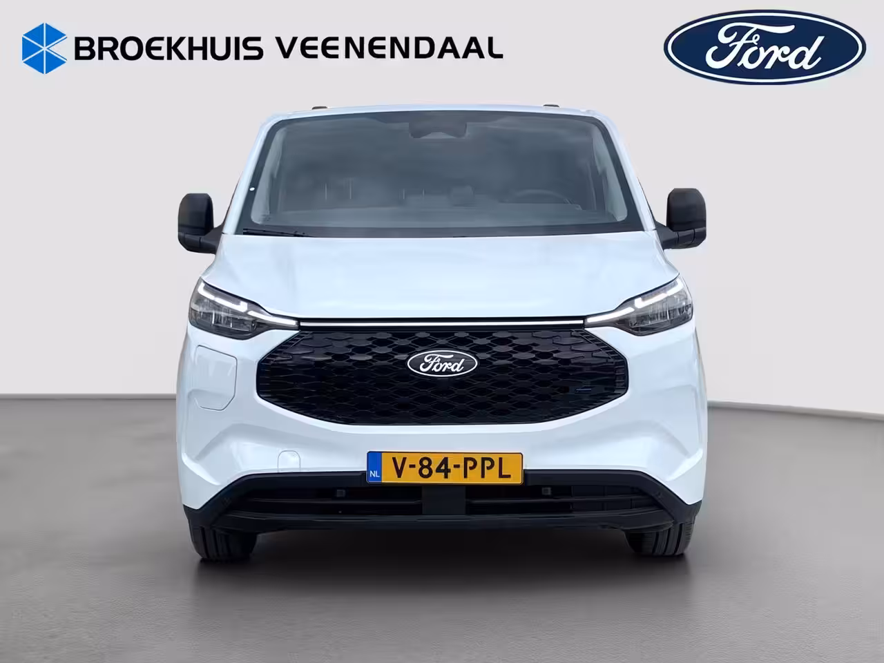 Ford Transit Custom E-Transit 320 L1H1 Limited 71 kWh | Cruise Control | Camera | CarPlay | Bluetooth |