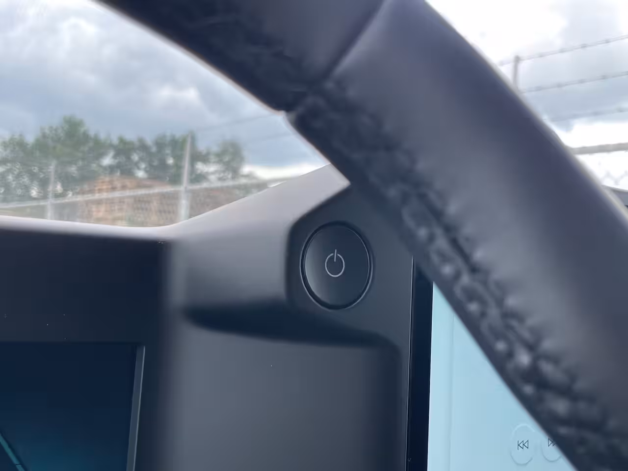 Ford Transit Custom E-Transit 320 L1H1 Limited 71 kWh | Cruise Control | Camera | CarPlay | Bluetooth |
