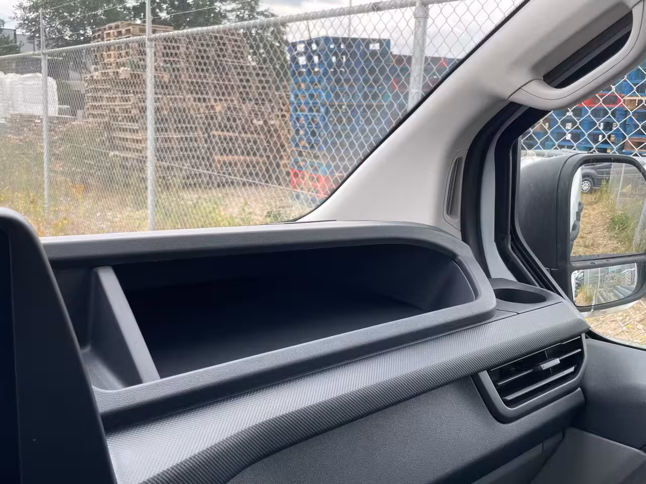 Ford Transit Custom E-Transit 320 L1H1 Limited 71 kWh | Cruise Control | Camera | CarPlay | Bluetooth |