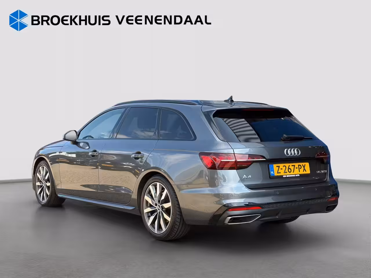 Audi A4 Avant 35 TFSI S-Line Competition | Stoelverwarming | Cruise Control | 18 inch | Apple Carplay |