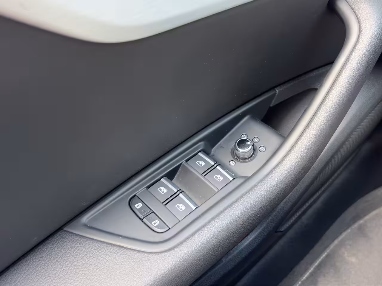 Audi A4 Avant 35 TFSI S-Line Competition | Stoelverwarming | Cruise Control | 18 inch | Apple Carplay |