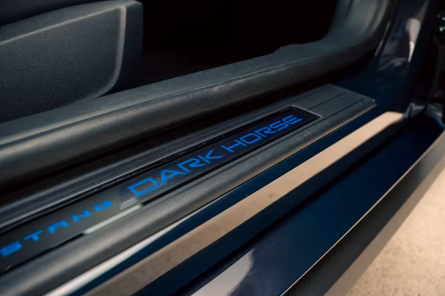 Ford Mustang Fastback 5.0 V8 DARK HORSE | Org. NL | Recaro | Adap. Cruise | BLIS