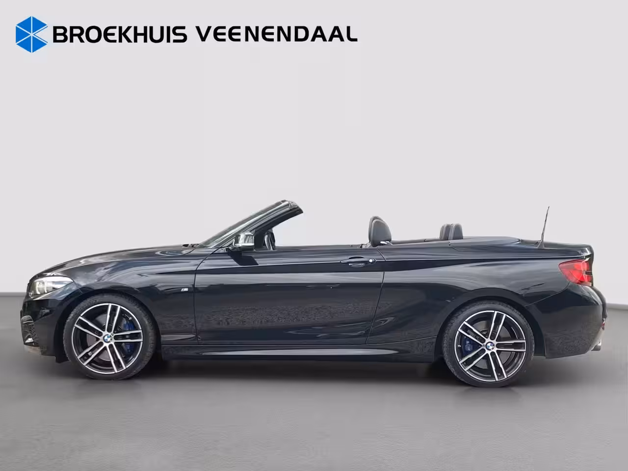 BMW 2-serie Cabrio 220i M-Sport 2.0 184pk | Stoelverwarming | Leder | Dealer OH | Cruise Control | Climate Co