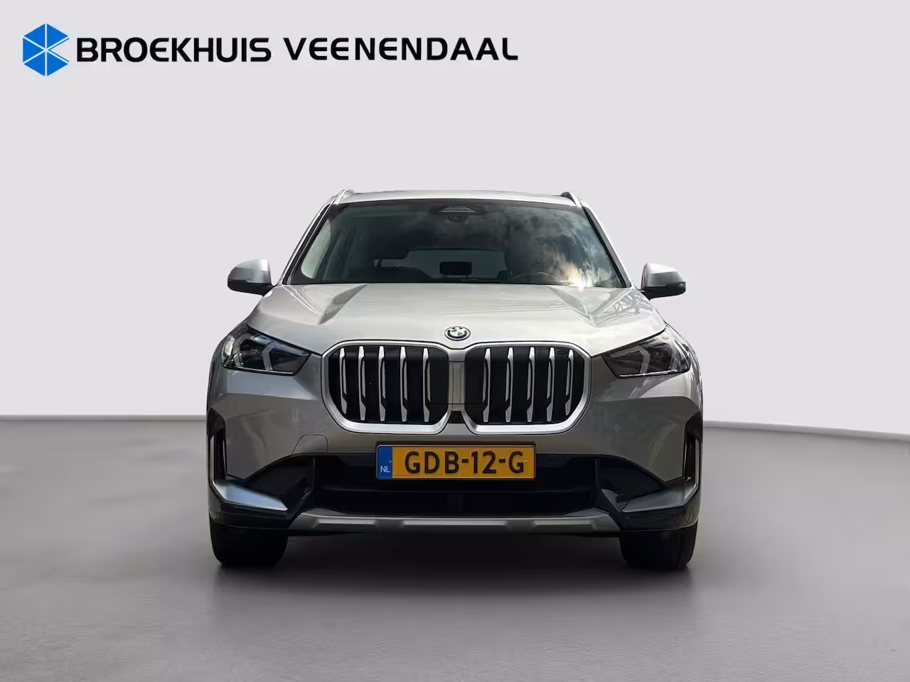 BMW X1 xDrive25e 245pk | Trekhaak | Leder | HUD | 360 camera |