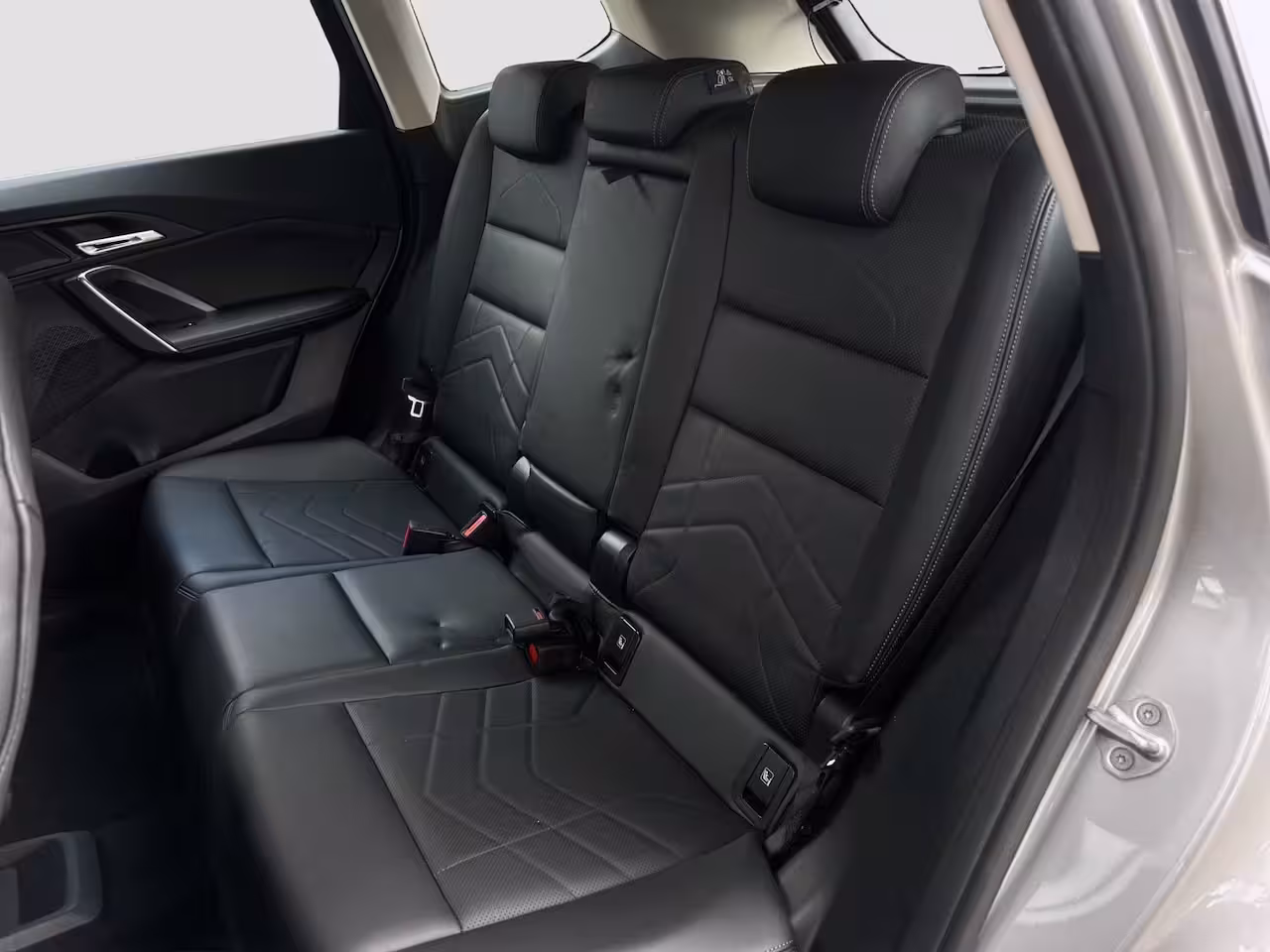 BMW X1 xDrive25e 245pk | Trekhaak | Leder | HUD | 360 camera |