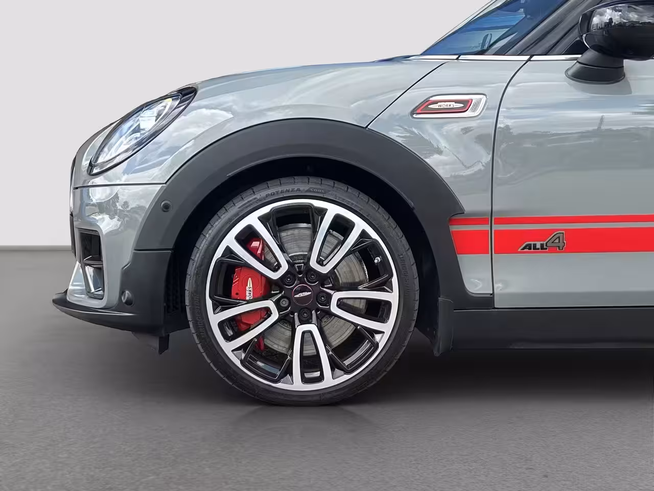 Mini Clubman 2.0 JCW ALL4 Chili 306pk | Pano | H&K Audio | Carplay | Camera | Navi