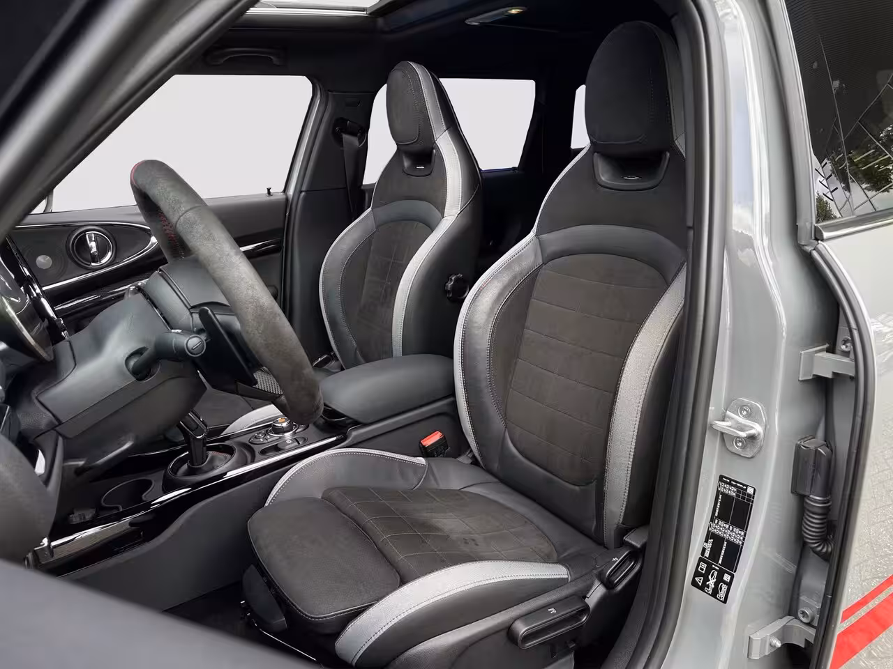 Mini Clubman 2.0 JCW ALL4 Chili 306pk | Pano | H&K Audio | Carplay | Camera | Navi