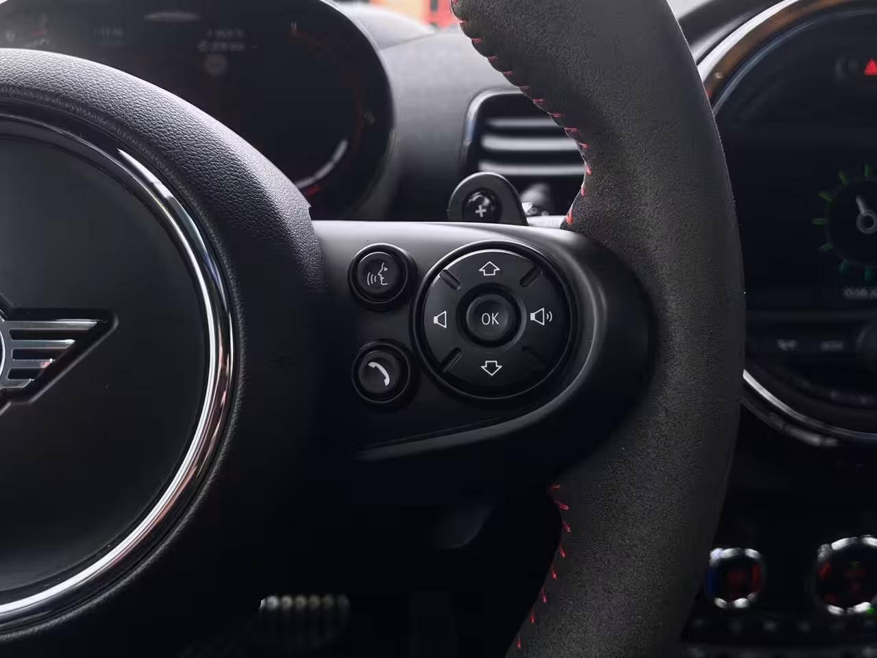 Mini Clubman 2.0 JCW ALL4 Chili 306pk | Pano | H&K Audio | Carplay | Camera | Navi