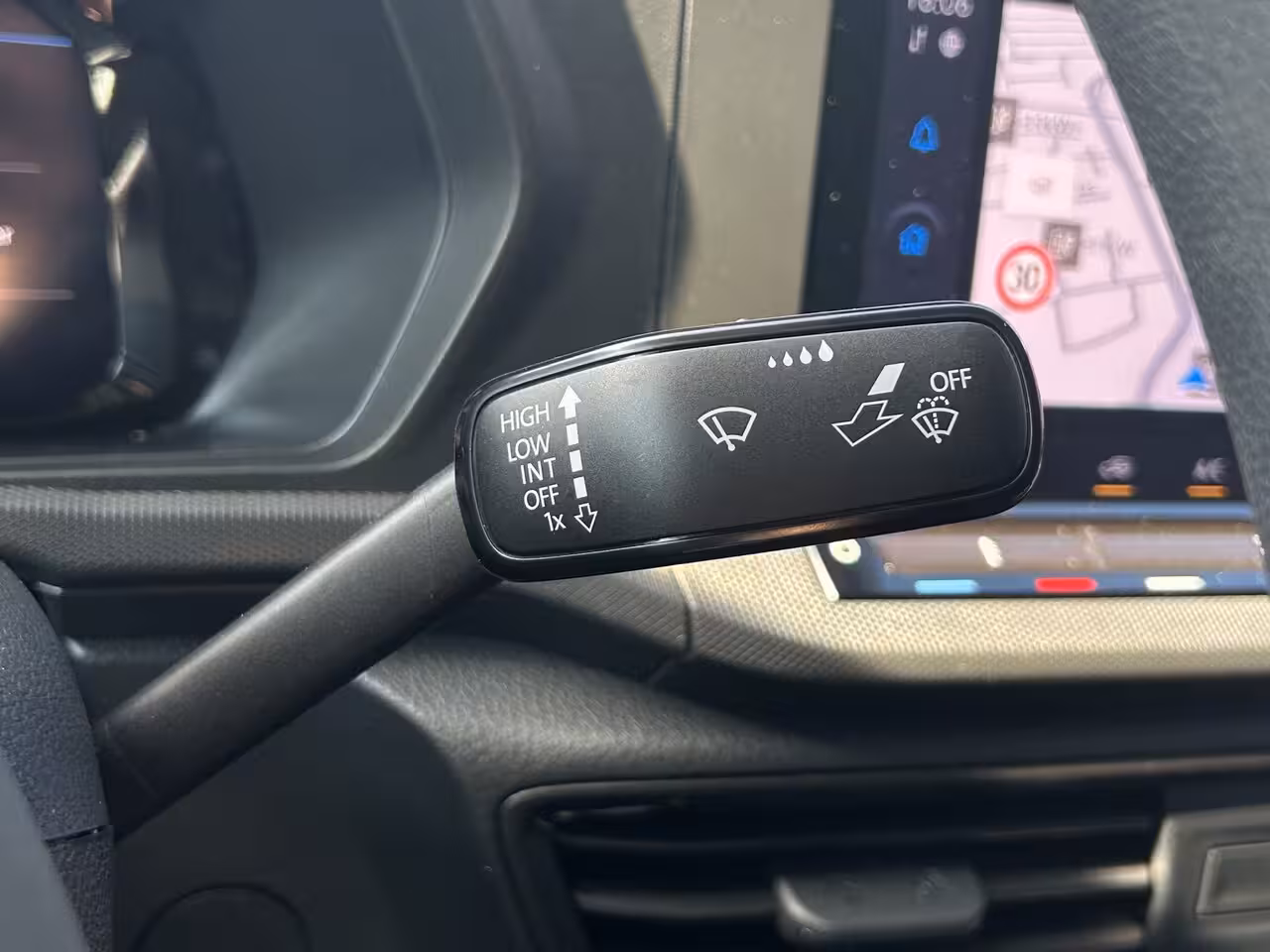 Ford Transit Connect 2.0 EcoBlue L2 Trend | BPM Vrij | Trekhaak | Nieuw Model | Cruise Control | Navi | Bluetoo