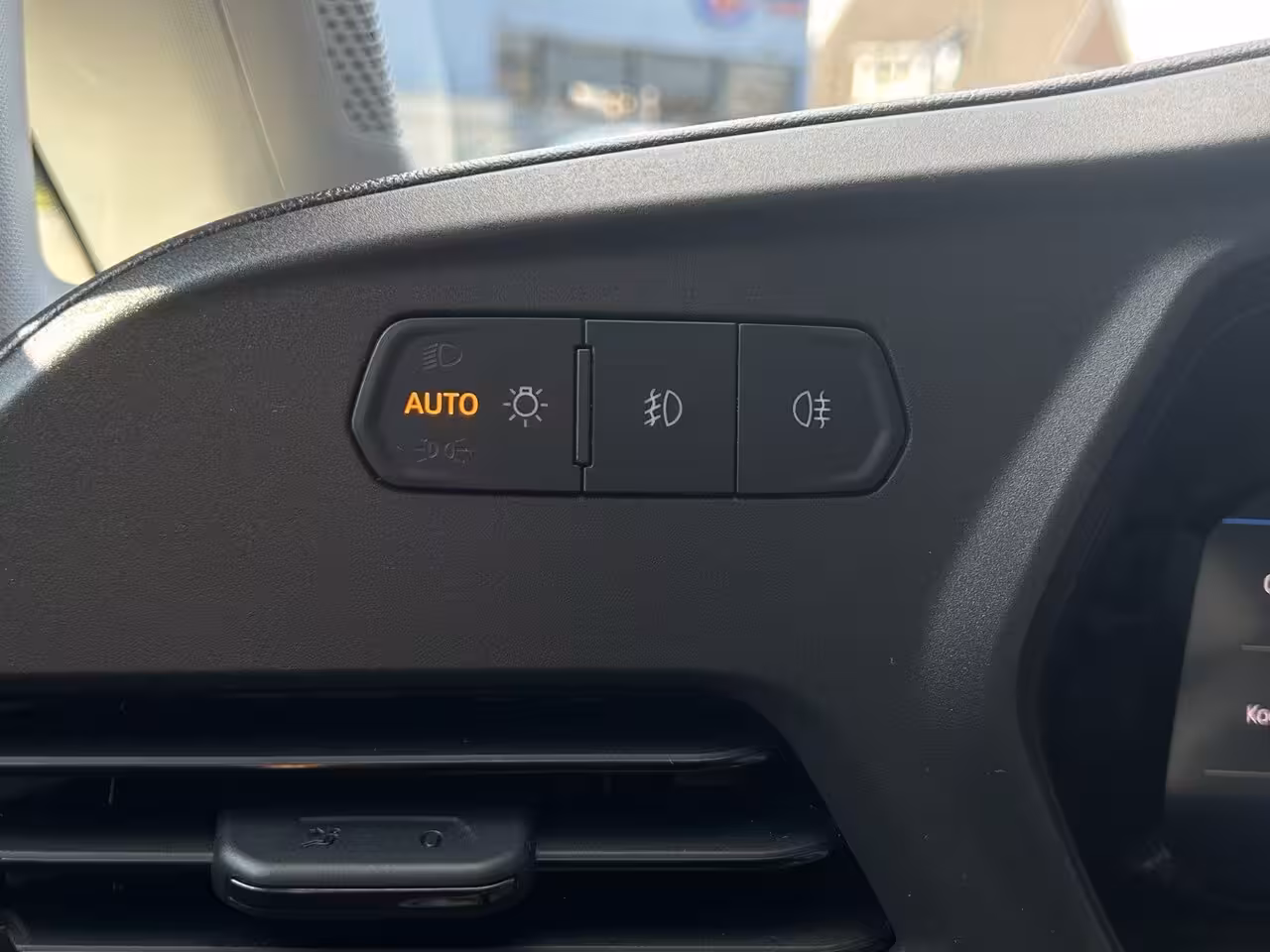 Ford Transit Connect 2.0 EcoBlue L2 Trend | BPM Vrij | Trekhaak | Nieuw Model | Cruise Control | Navi | Bluetoo