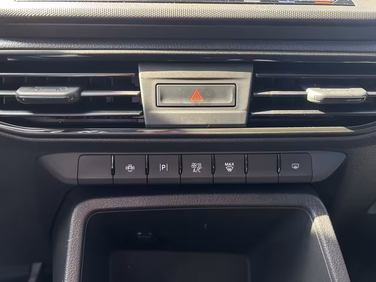Ford Transit Connect 2.0 EcoBlue L2 Trend | BPM Vrij | Trekhaak | Nieuw Model | Cruise Control | Navi | Bluetoo