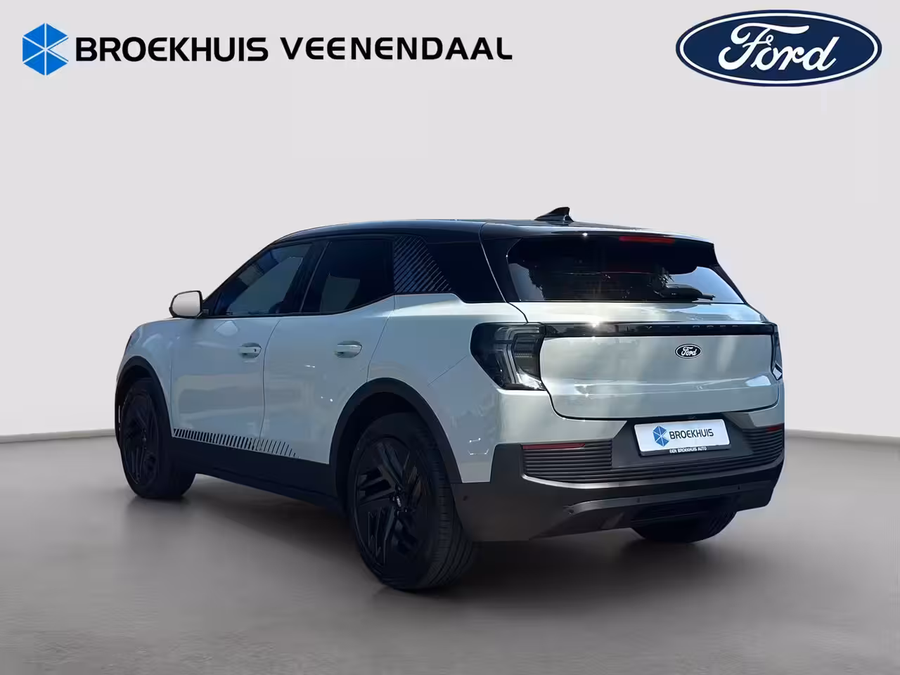 Ford Explorer Collection Extended Range RWD | Camera | Winterpack | Elektr. Stoelen met geheugen | Massa