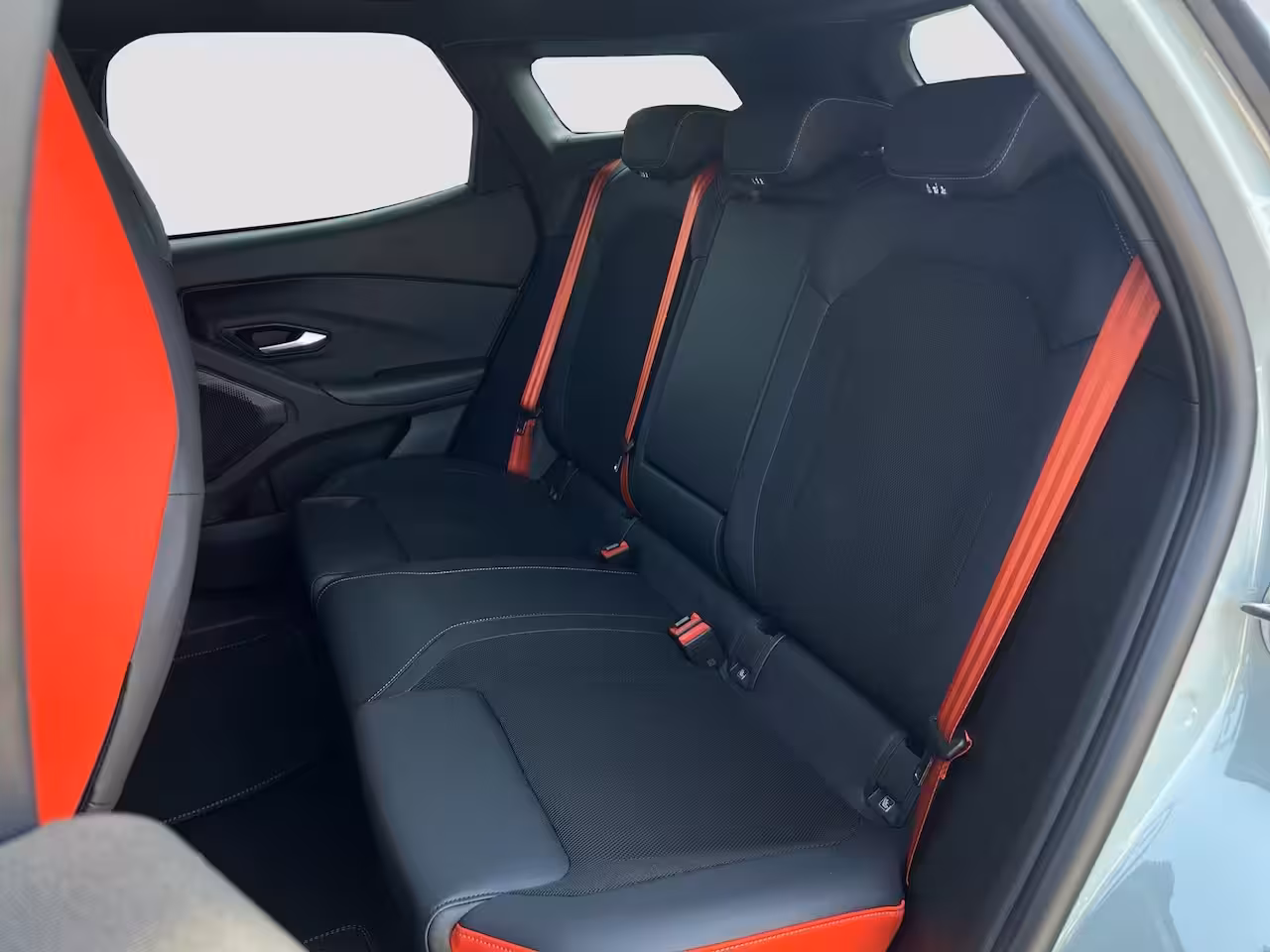 Ford Explorer Collection Extended Range RWD | Camera | Winterpack | Elektr. Stoelen met geheugen | Massa