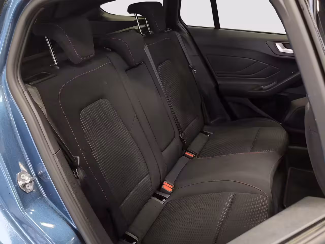 Ford Focus Wagon 1.0 Hybrid ST Line X | Pano | Winter Pack | Adap. Cruise | Matrix LED