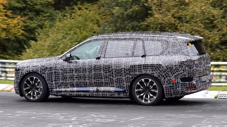 BMW iX7