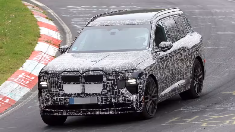 BMW iX7