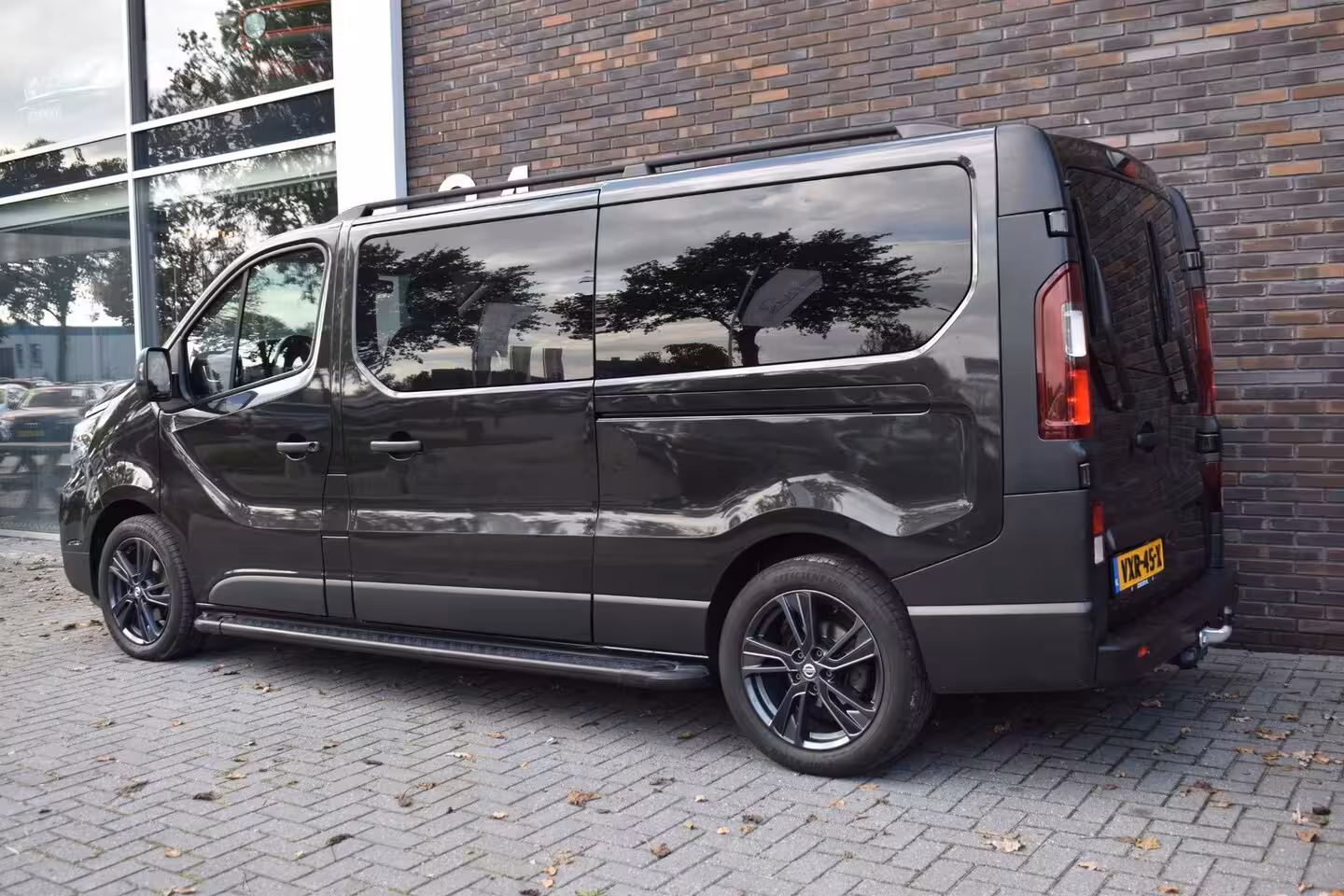 Nissan Primastar 2.0 dCi 170pk D.C L2H1 N-Connecta